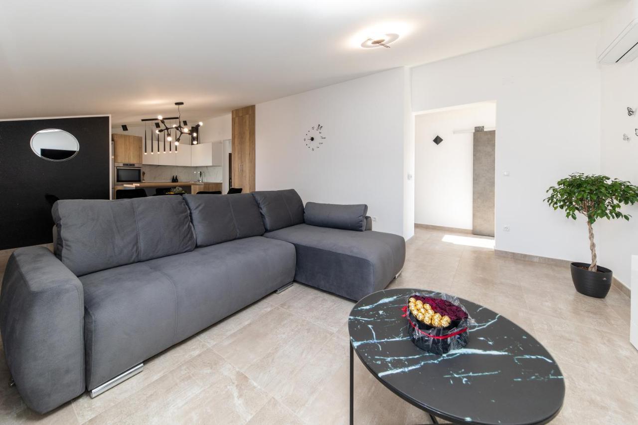 Apartman Gulin Crikvenica Eksteriør billede